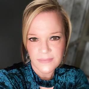 Meet your Posher, Hillary